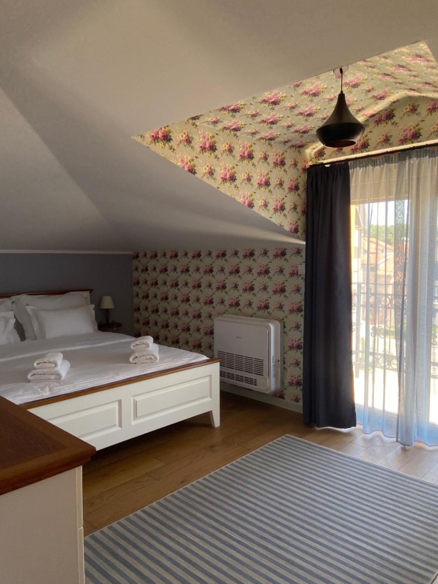 Bella Villa Vrnjačka Banja Buitenkant foto
